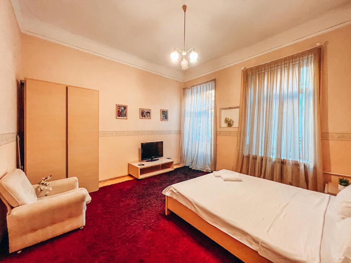 Apartment - Independence Square 키예프 외부 사진